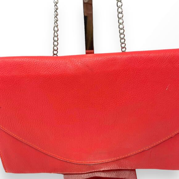 00s WB Vintage Red Chain Link Crossbody Purse - Picture 7 of 9